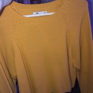 hollister sweater
